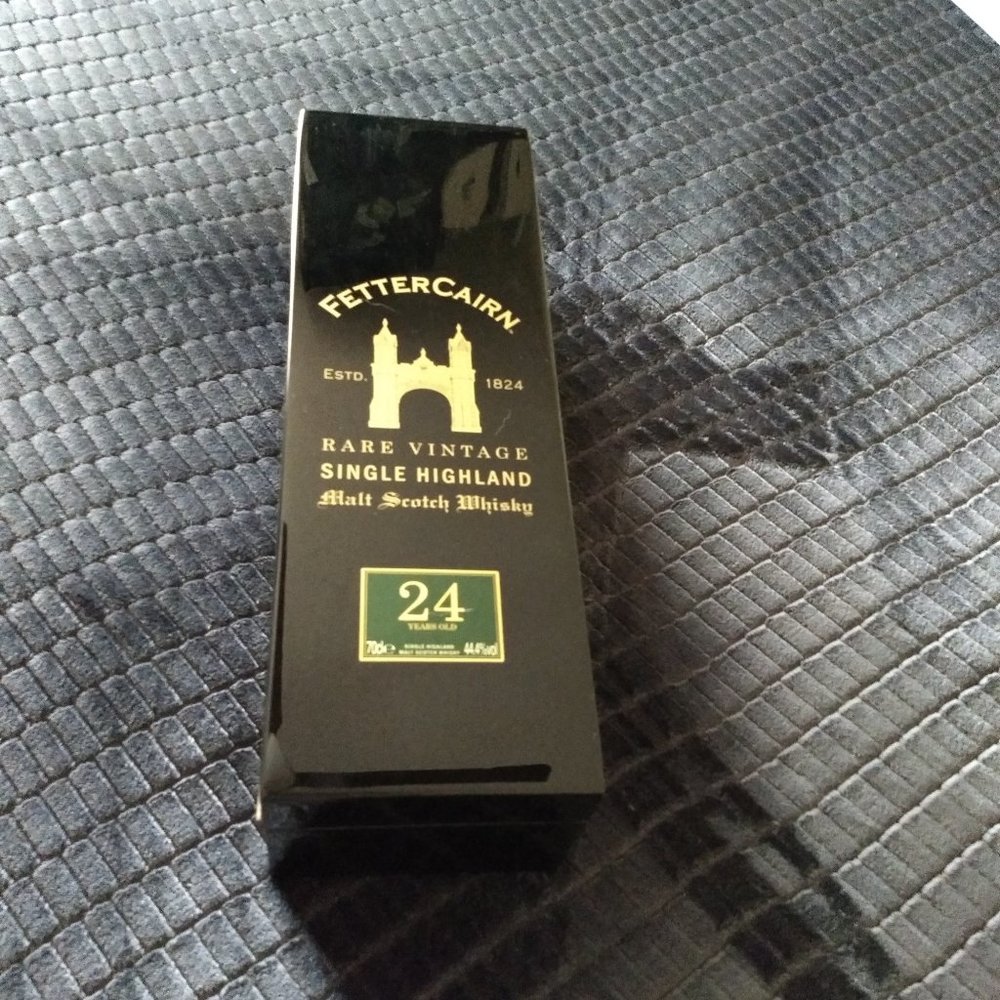 RARE Vintage Fettercairn scotch whisky lacquer box
